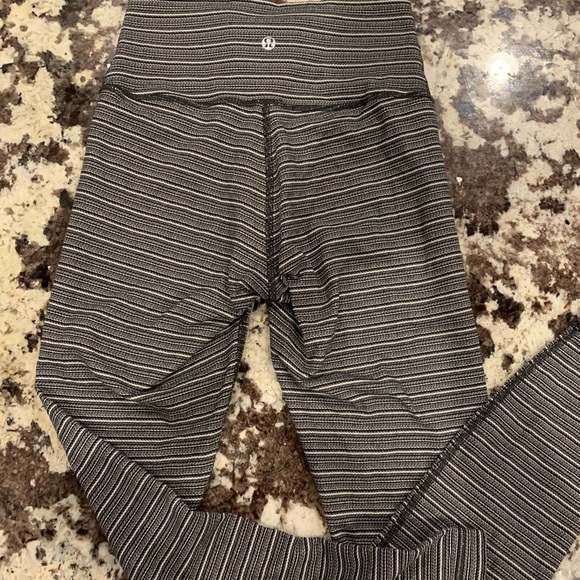 lululemon athletica Pants - Lululemon grey strip 7/8 leggings